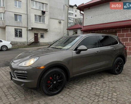 Коричневый Порше Каен, объемом двигателя 3 л и пробегом 178 тыс. км за 21000 $, фото 2 на Automoto.ua