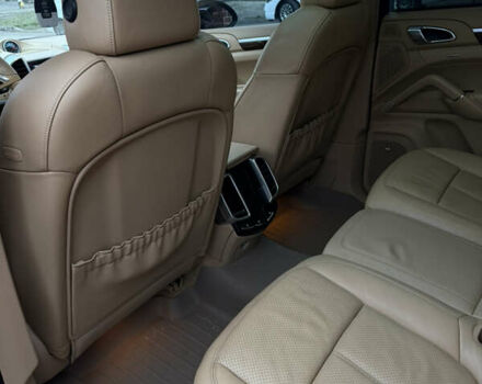 Коричневый Порше Каен, объемом двигателя 3 л и пробегом 178 тыс. км за 21000 $, фото 39 на Automoto.ua