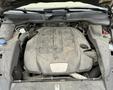 Коричневый Порше Каен, объемом двигателя 3 л и пробегом 178 тыс. км за 21000 $, фото 69 на Automoto.ua