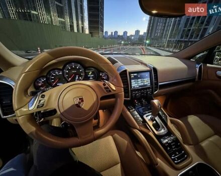 Коричневый Порше Каен, объемом двигателя 3.6 л и пробегом 130 тыс. км за 21000 $, фото 6 на Automoto.ua