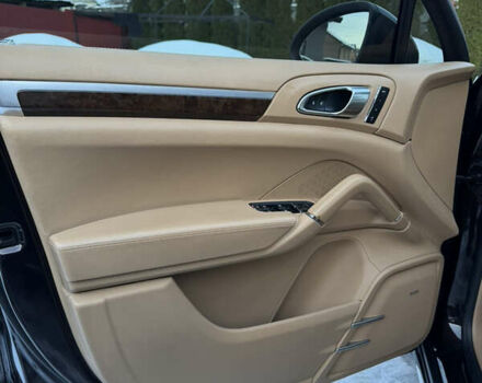 Коричневий Порше Cayenne, об'ємом двигуна 4.81 л та пробігом 170 тис. км за 21000 $, фото 16 на Automoto.ua