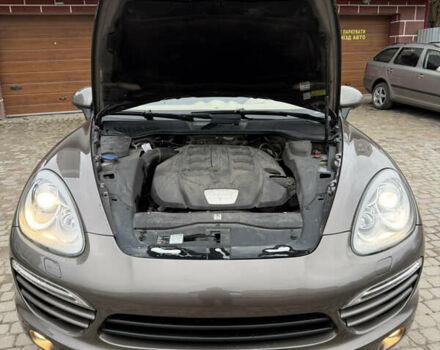 Коричневый Порше Каен, объемом двигателя 3 л и пробегом 178 тыс. км за 21000 $, фото 68 на Automoto.ua