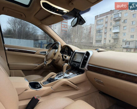 Коричневый Порше Каен, объемом двигателя 3 л и пробегом 178 тыс. км за 21000 $, фото 49 на Automoto.ua