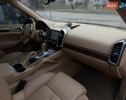 Коричневый Порше Каен, объемом двигателя 3 л и пробегом 178 тыс. км за 21000 $, фото 48 на Automoto.ua