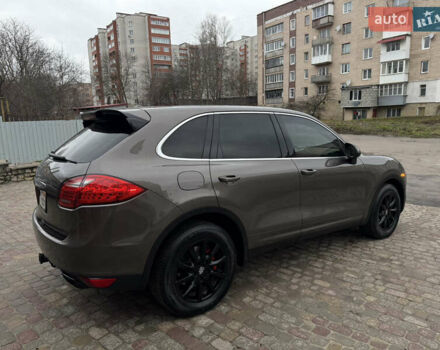 Коричневый Порше Каен, объемом двигателя 3 л и пробегом 178 тыс. км за 21000 $, фото 6 на Automoto.ua