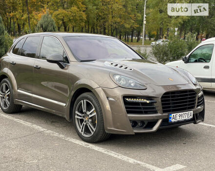 Коричневий Порше Cayenne, об'ємом двигуна 4.8 л та пробігом 60 тис. км за 47500 $, фото 1 на Automoto.ua