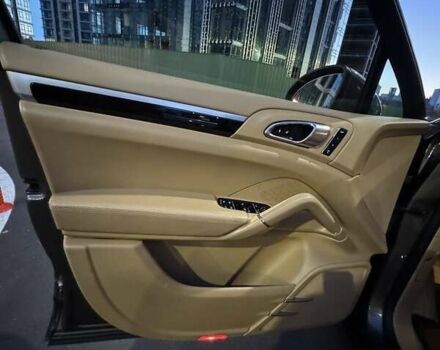 Коричневый Порше Каен, объемом двигателя 3.6 л и пробегом 130 тыс. км за 21000 $, фото 8 на Automoto.ua