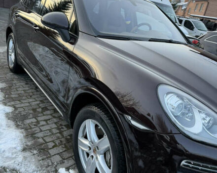 Коричневий Порше Cayenne, об'ємом двигуна 4.81 л та пробігом 170 тис. км за 21000 $, фото 1 на Automoto.ua