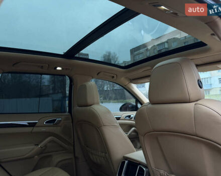 Коричневый Порше Каен, объемом двигателя 3 л и пробегом 178 тыс. км за 21000 $, фото 55 на Automoto.ua