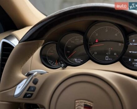 Порше Каен 2013 в Киеве на Automoto.ua Коричневый Порше Каен, объемом двигателя 3 л и пробегом 178 тыс. км за 23800 $, фото 40 на Automoto.ua