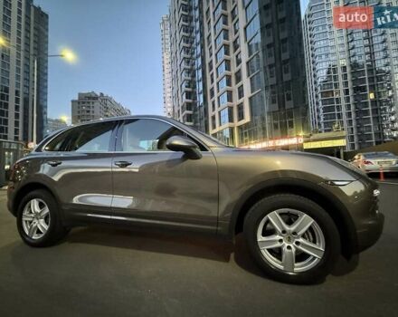 Коричневый Порше Каен, объемом двигателя 3.6 л и пробегом 130 тыс. км за 21000 $, фото 2 на Automoto.ua