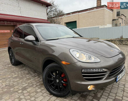 Коричневый Порше Каен, объемом двигателя 3 л и пробегом 178 тыс. км за 21000 $, фото 19 на Automoto.ua