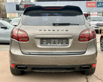 Коричневый Порше Каен, объемом двигателя 2.97 л и пробегом 180 тыс. км за 21500 $, фото 4 на Automoto.ua