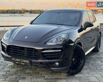 Коричневый Порше Каен, объемом двигателя 4.8 л и пробегом 140 тыс. км за 18500 $, фото 2 на Automoto.ua