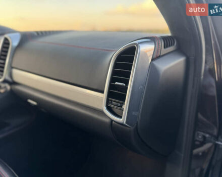 Коричневый Порше Каен, объемом двигателя 4.8 л и пробегом 140 тыс. км за 18500 $, фото 62 на Automoto.ua