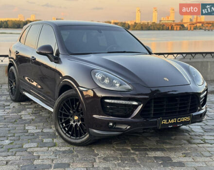 Коричневый Порше Каен, объемом двигателя 4.8 л и пробегом 140 тыс. км за 18500 $, фото 6 на Automoto.ua