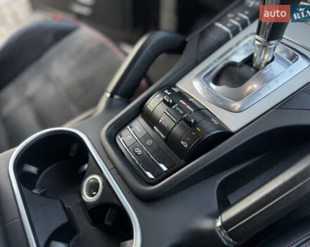 Коричневый Порше Каен, объемом двигателя 4.8 л и пробегом 140 тыс. км за 18500 $, фото 69 на Automoto.ua