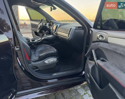 Коричневый Порше Каен, объемом двигателя 4.8 л и пробегом 140 тыс. км за 18500 $, фото 58 на Automoto.ua