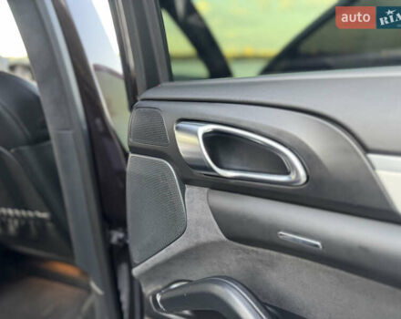 Коричневый Порше Каен, объемом двигателя 4.8 л и пробегом 140 тыс. км за 18500 $, фото 53 на Automoto.ua