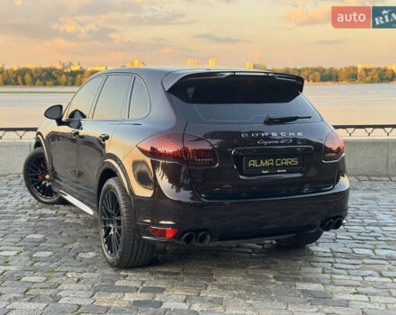 Коричневий Порше Cayenne, об'ємом двигуна 4.8 л та пробігом 140 тис. км за 19500 $, фото 20 на Automoto.ua
