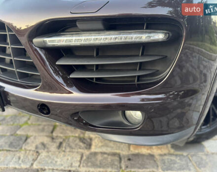 Коричневий Порше Cayenne, об'ємом двигуна 4.8 л та пробігом 140 тис. км за 19500 $, фото 4 на Automoto.ua
