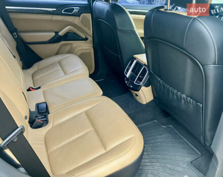 Коричневый Порше Каен, объемом двигателя 2.97 л и пробегом 180 тыс. км за 21500 $, фото 10 на Automoto.ua