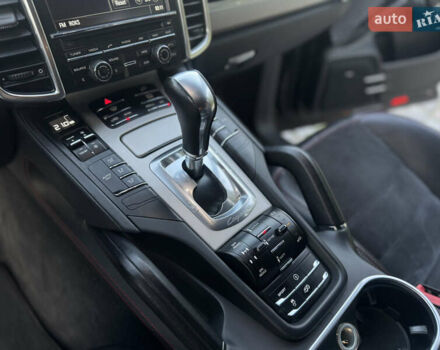 Коричневий Порше Cayenne, об'ємом двигуна 4.8 л та пробігом 140 тис. км за 19500 $, фото 40 на Automoto.ua