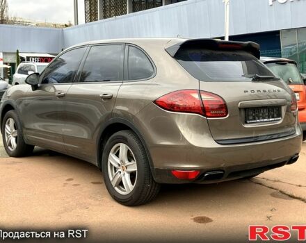 Коричневый Порше Каен, объемом двигателя 3 л и пробегом 180 тыс. км за 22700 $, фото 3 на Automoto.ua