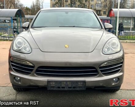 Коричневый Порше Каен, объемом двигателя 3 л и пробегом 180 тыс. км за 22700 $, фото 1 на Automoto.ua