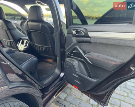 Коричневый Порше Каен, объемом двигателя 4.8 л и пробегом 140 тыс. км за 18500 $, фото 51 на Automoto.ua