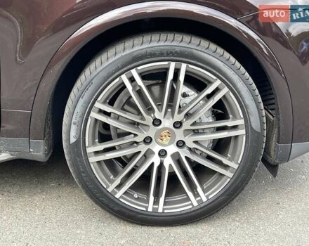 Коричневий Порше Cayenne, об'ємом двигуна 4.13 л та пробігом 58 тис. км за 59999 $, фото 7 на Automoto.ua
