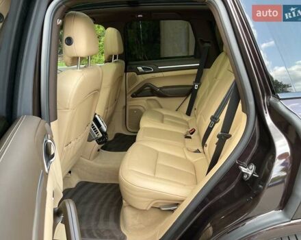 Коричневий Порше Cayenne, об'ємом двигуна 4.13 л та пробігом 58 тис. км за 59999 $, фото 22 на Automoto.ua