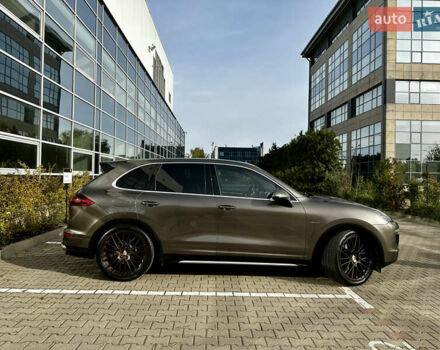 Коричневый Порше Каен, объемом двигателя 2.97 л и пробегом 141 тыс. км за 49900 $, фото 1 на Automoto.ua