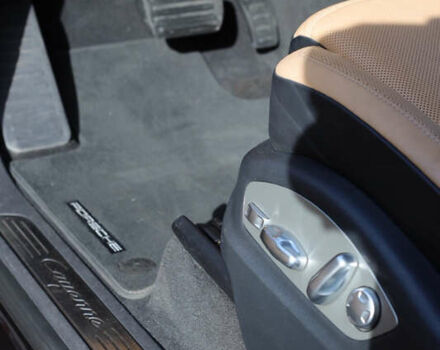 Коричневый Порше Каен, объемом двигателя 3.6 л и пробегом 146 тыс. км за 24900 $, фото 32 на Automoto.ua