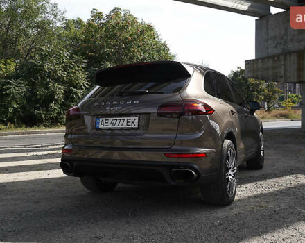 Порше Каен 2015 в Днепре (Днепропетровске) на Automoto.ua Коричневый Порше Каен, объемом двигателя 3.6 л и пробегом 112 тыс. км за 32000 $, фото 16 на Automoto.ua