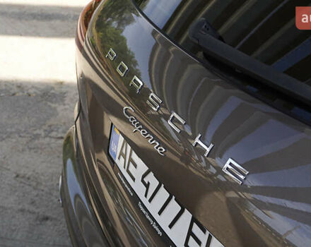 Порше Каен 2015 в Днепре (Днепропетровске) на Automoto.ua Коричневый Порше Каен, объемом двигателя 3.6 л и пробегом 112 тыс. км за 32000 $, фото 13 на Automoto.ua