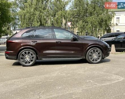 Коричневий Порше Cayenne, об'ємом двигуна 4.13 л та пробігом 58 тис. км за 59999 $, фото 4 на Automoto.ua