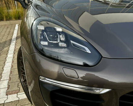 Коричневый Порше Каен, объемом двигателя 2.97 л и пробегом 141 тыс. км за 49900 $, фото 2 на Automoto.ua