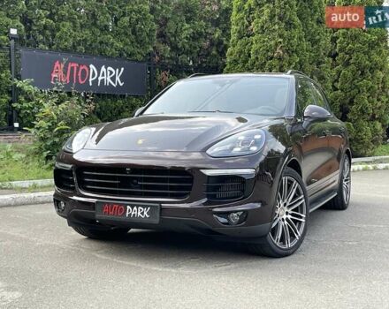 Коричневий Порше Cayenne, об'ємом двигуна 4.13 л та пробігом 58 тис. км за 59999 $, фото 2 на Automoto.ua
