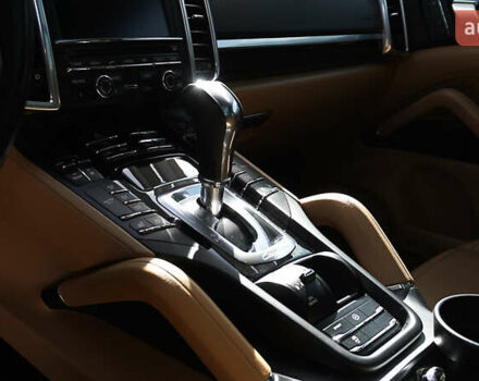 Порше Каен 2015 в Днепре (Днепропетровске) на Automoto.ua Коричневый Порше Каен, объемом двигателя 3.6 л и пробегом 112 тыс. км за 32000 $, фото 22 на Automoto.ua