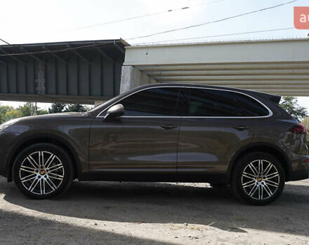 Порше Каен 2015 в Днепре (Днепропетровске) на Automoto.ua Коричневый Порше Каен, объемом двигателя 3.6 л и пробегом 112 тыс. км за 32000 $, фото 6 на Automoto.ua