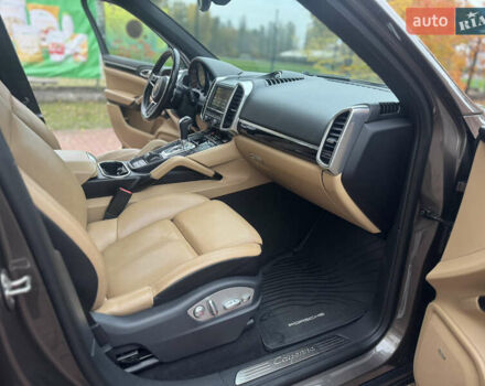 Коричневий Порше Cayenne, об'ємом двигуна 3.6 л та пробігом 136 тис. км за 29500 $, фото 28 на Automoto.ua