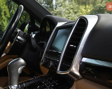 Порше Каен 2015 в Днепре (Днепропетровске) на Automoto.ua Коричневый Порше Каен, объемом двигателя 3.6 л и пробегом 112 тыс. км за 32000 $, фото 23 на Automoto.ua