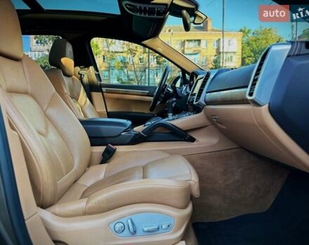 Коричневый Порше Каен, объемом двигателя 2.97 л и пробегом 175 тыс. км за 39900 $, фото 28 на Automoto.ua