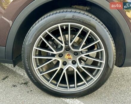 Коричневий Порше Cayenne, об'ємом двигуна 3 л та пробігом 93 тис. км за 47900 $, фото 26 на Automoto.ua