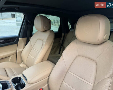 Коричневый Порше Каен, объемом двигателя 3 л и пробегом 99 тыс. км за 52900 $, фото 11 на Automoto.ua