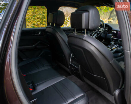 Коричневый Порше Каен, объемом двигателя 3 л и пробегом 112 тыс. км за 58900 $, фото 38 на Automoto.ua