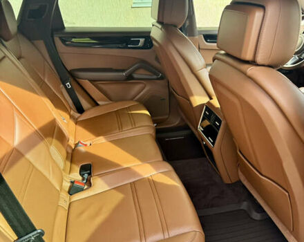 Коричневий Порше Cayenne, об'ємом двигуна 3 л та пробігом 180 тис. км за 59000 $, фото 13 на Automoto.ua