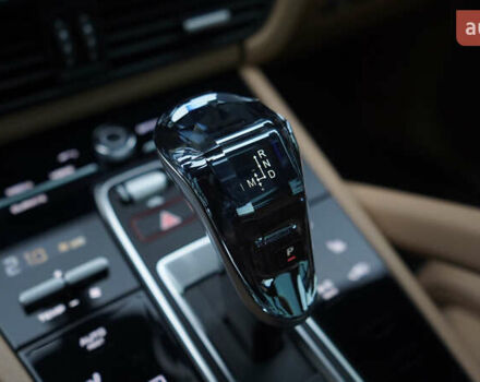 Коричневый Порше Каен, объемом двигателя 2.89 л и пробегом 121 тыс. км за 53000 $, фото 7 на Automoto.ua