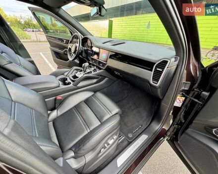 Коричневий Порше Cayenne, об'ємом двигуна 3 л та пробігом 93 тис. км за 47900 $, фото 51 на Automoto.ua